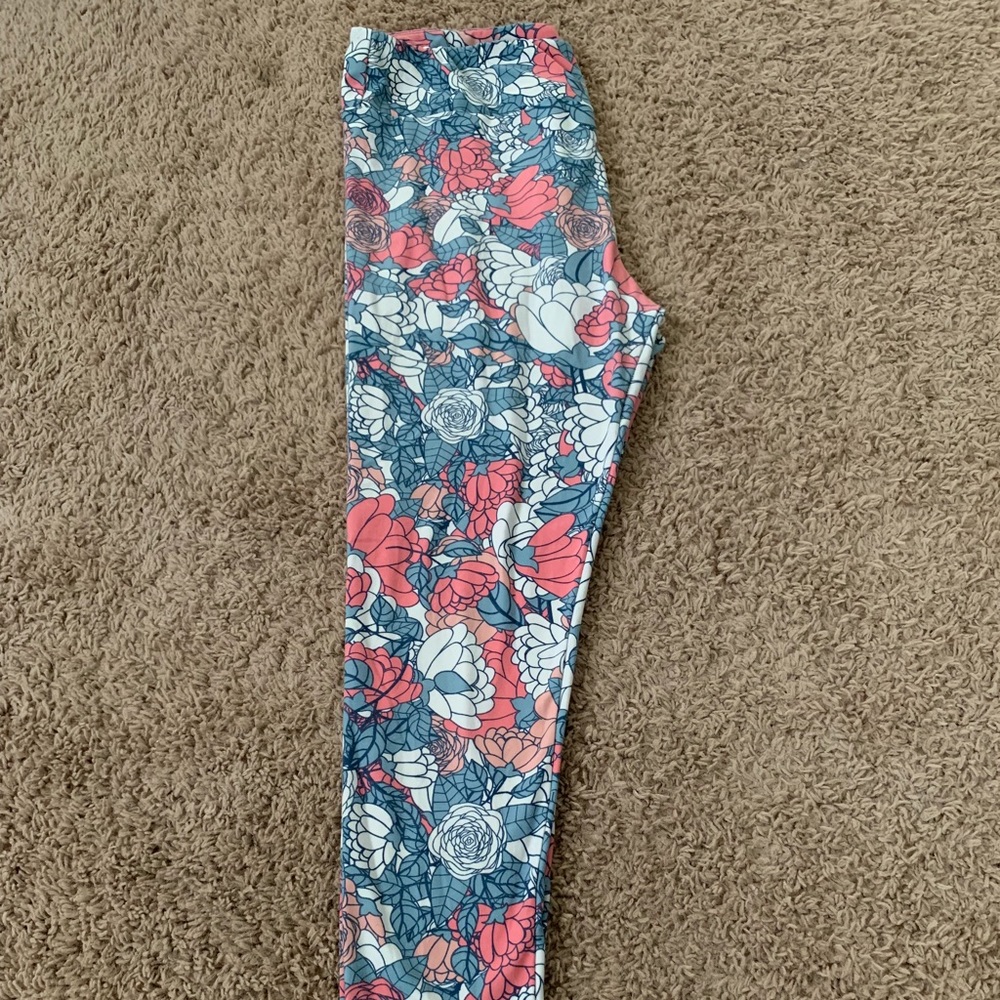 Floral TC Lularoe Leggings
